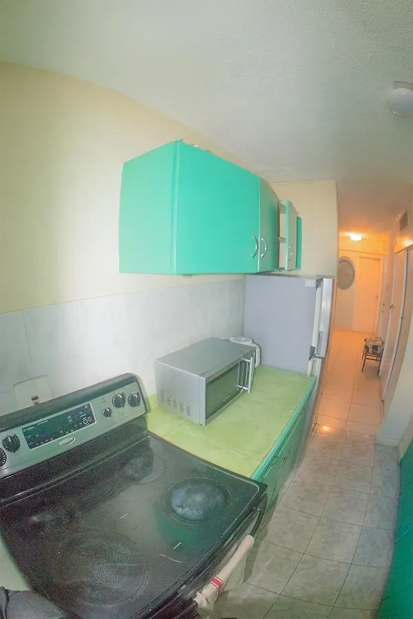 Sword Fish Beach Suite@ Turtle Towers Ocho Rios 0*,